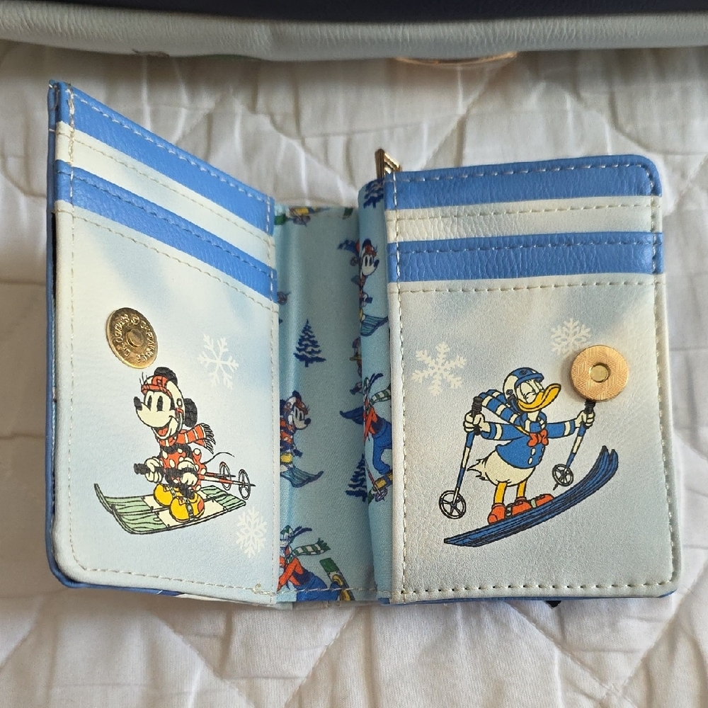 Disney Winter Wonderland Tote With Matching Wallet And Clutch - Picture 15 of 17